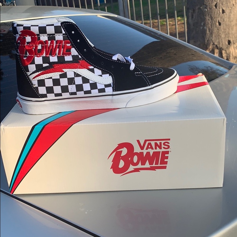 Shoes - Picture 1 of 2